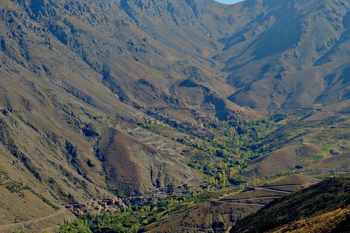マラケシュから : アトラス山脈日帰り旅行 - 小グループ - Localpro