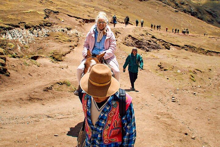 Tour in ATV Rainbow Mountain da Cusco con colazione e pranzo