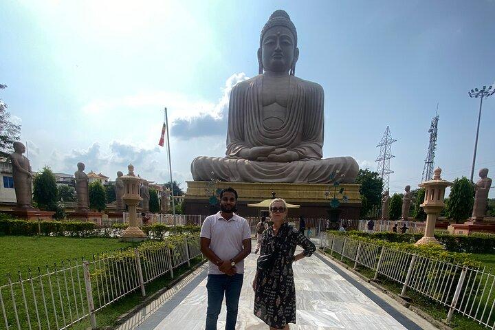 Excursión guiada de un día a Bodhgaya desde Patna con recogida