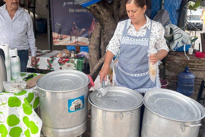 Escalada de rocha em Oaxaca com escaladores locais