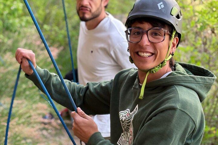 Escalada de rocha em Oaxaca com escaladores locais