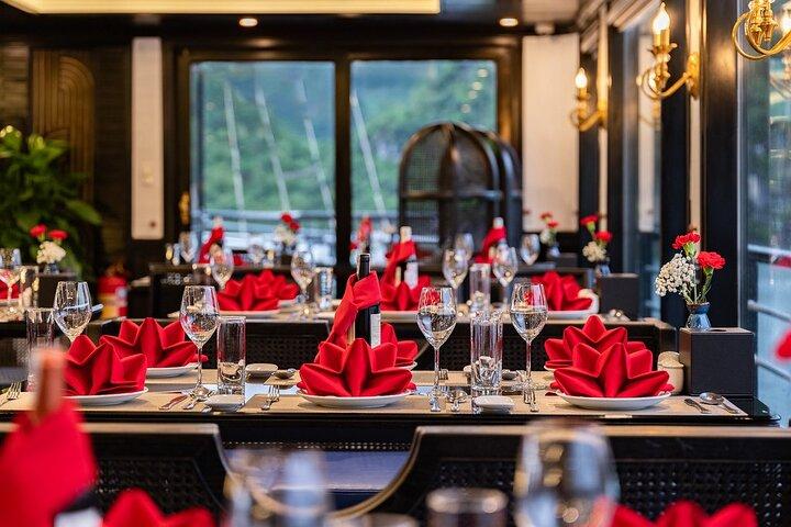 La Casta övernattningskryssning – Halong & Lan Ha Bay Experience