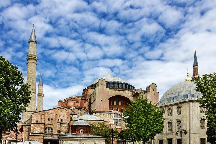 Easymade Small Group Istanbul, Ephesus, Pamukkale, Cappadocia