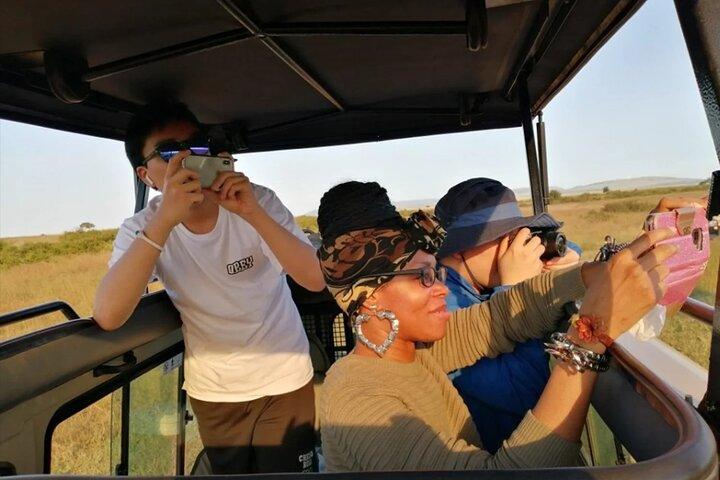 Rwandas eneste gruppe safari til Akagera