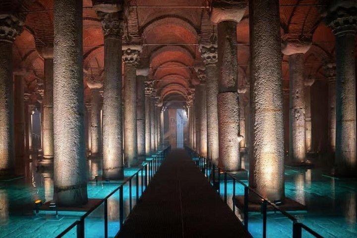 Istanbul Basilica Cistern and Hagia Sophia Combo Ticket