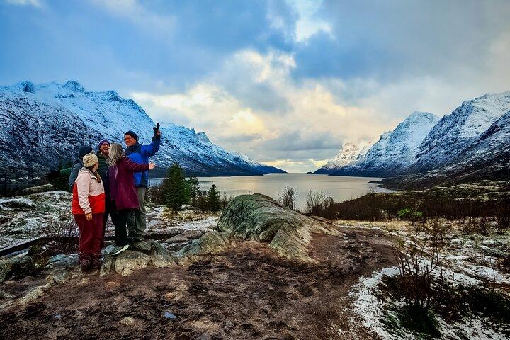 Tromsö Privata Fjordar Morgon Arctic Nature Tour By (Big van)