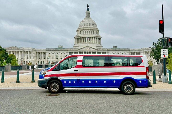 Washington DC Memorials & History Small Group Guided Tour