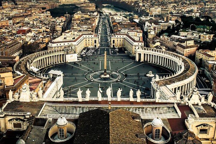 Secretos oscuros del Vaticano - Tour a pie (audio autoguiado)