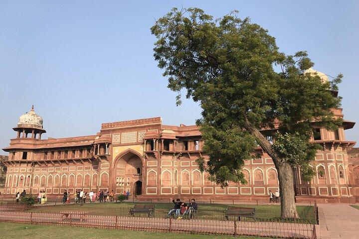 Von Delhi : Taj Mahal - Agra Fort & Baby Taj Führung