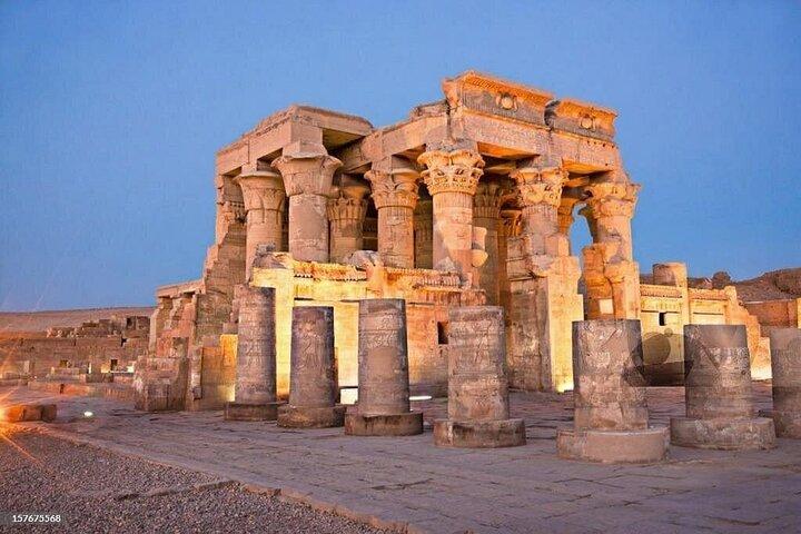 Temple Trail Edfu e Kom Ombo a Luxor in 2 giorni con soggiorno accogliente