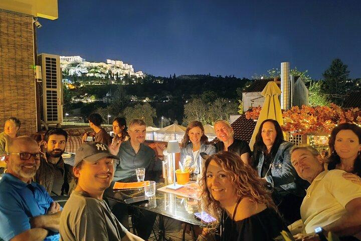 Athens Rooftop Pub Crawl w / Akropolis vyer och fest