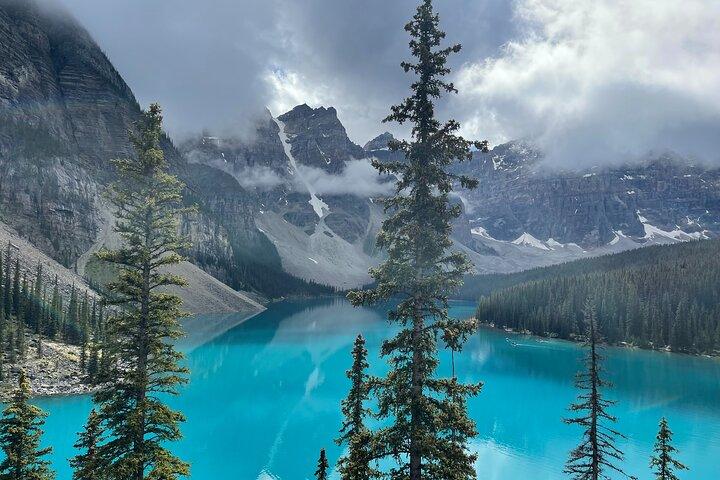 Banff:Moraine Lake,Louise,Emerald,Johnston Canyon& NaturalBridge