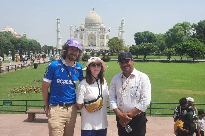 Excursión sin colas al Taj Mahal Red Fort & Baby Taj desde Delhi en coche