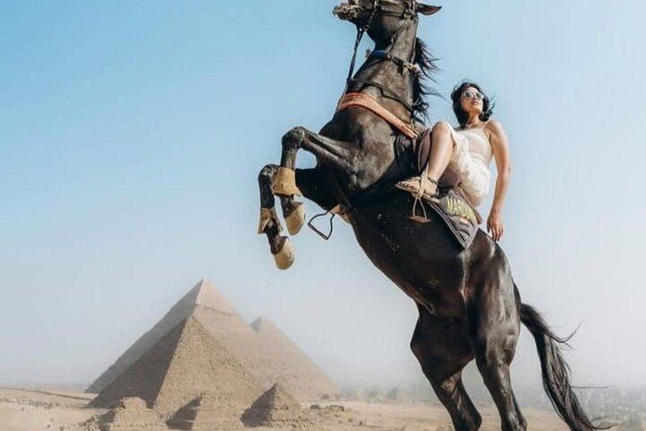 Halvdagstur i pyramiderne med hestehoppebillede & 9 - Pyramider