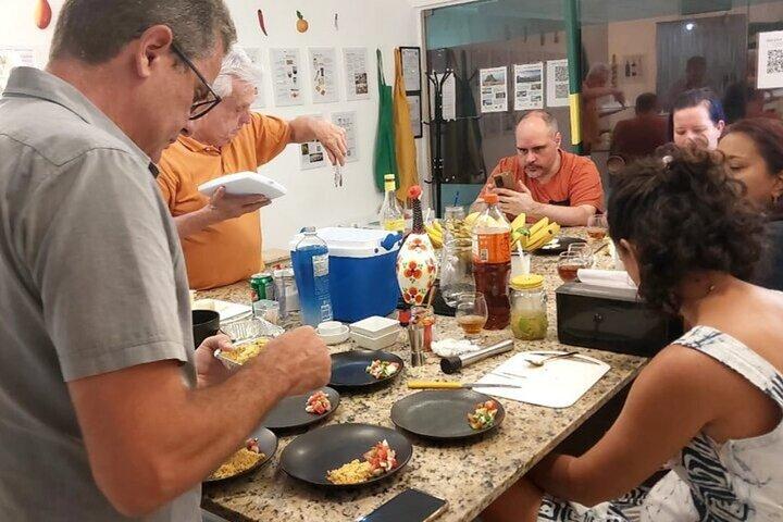 Buenos Aires Tasting Experience : 32 + Authentic & Cultural Flavors（ブエノスアイレスのテイスティング体験 ） 。