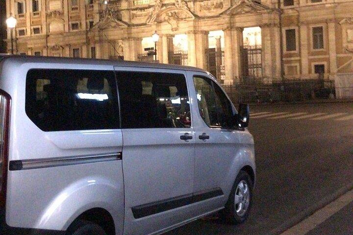 “Skip the Taxi Line: Private FCO ↔ Rome Transfer with Pro Driver”