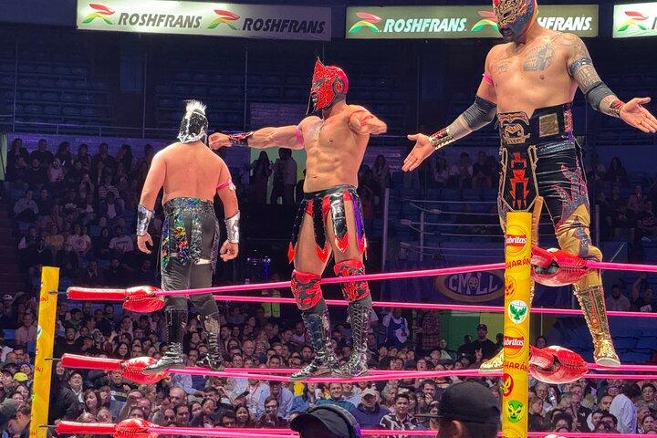 メキシコシティ・ファミリー・ルチャ・リブレ・ツアーと軽い散歩付きアイスクリーム