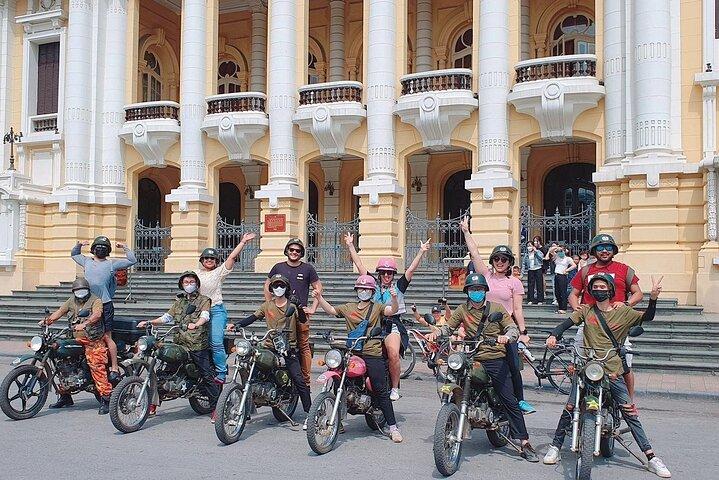 Hanoi Essen und Kultur Tour mit Vintage Motorrad
