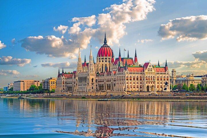 Budapest Visite audioguidée à pied 3h45 et 23 commentaires audios