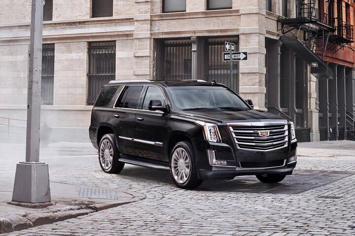 Airport Luxury departure ride from NYC Hotels by Limousine or SUV
