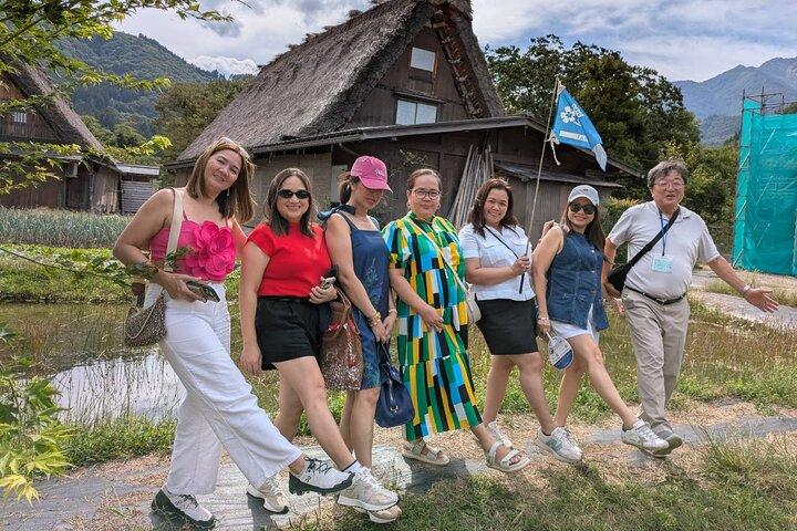 Shirakawago & Takayama Bustour von Nagoya mit optionalem Mittagessen