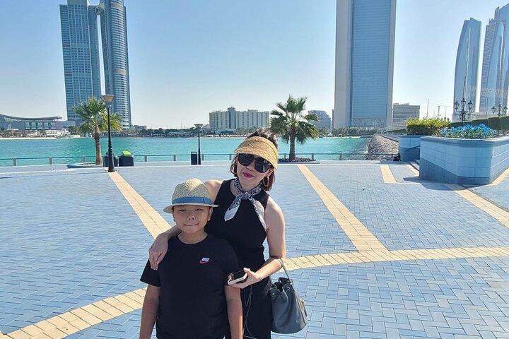 Excursion d'une demi-journée à Abu Dhabi avec entrée express à la Grande Mosquée