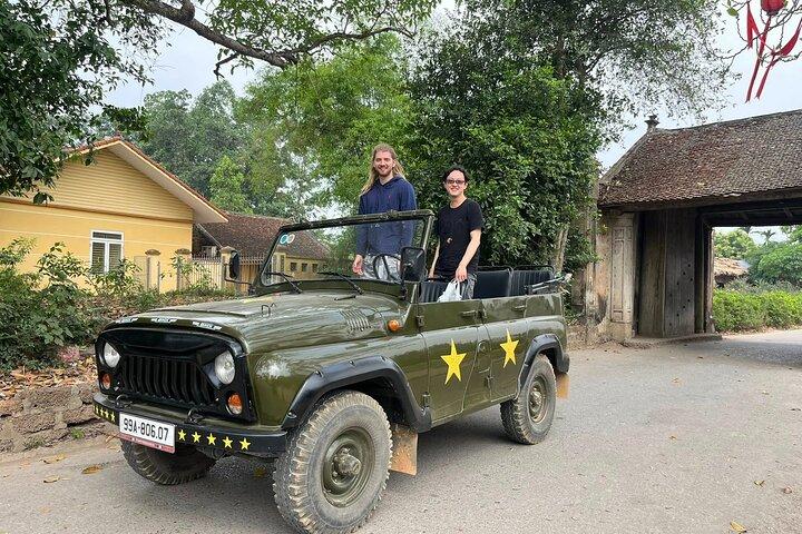 Jeep Tour Utforska Duong Lams antika by Heldag från Hanoi