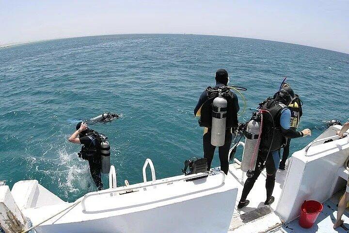 Intro Diving 2 Stops For Beginners, Cruise With Lunch – Hurghada