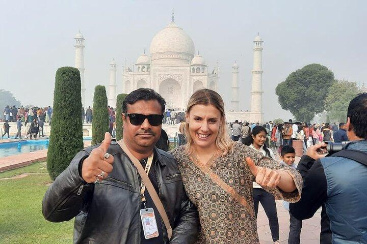 Sunrise Taj Mahal to Agra Fort Tour De Delhi Tour Privado