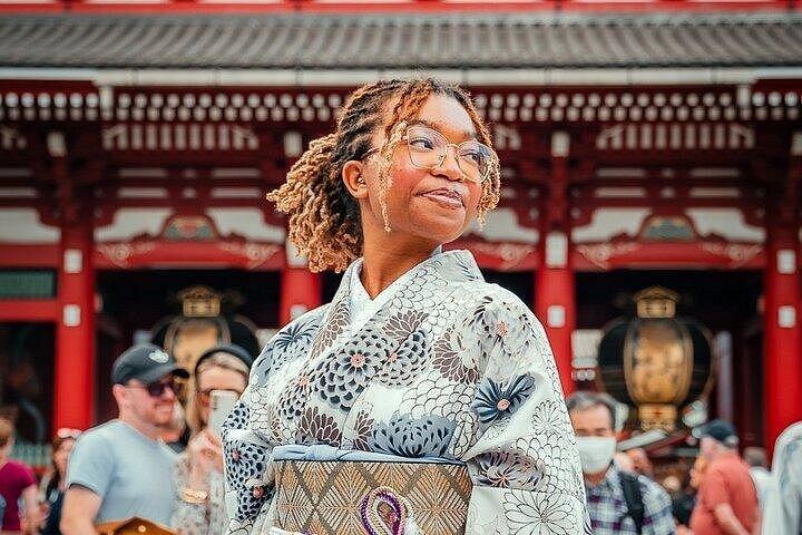 Tokyo Private Walking Tour Custom Itinerary with Local Guide