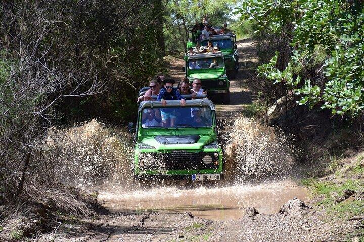 Antalya Jeep Safari Abenteuer mit Mittagessen im lokalen Restaurant
