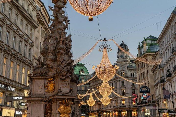 Private Vienna Historic Christmas Walking Tour com Glühwein