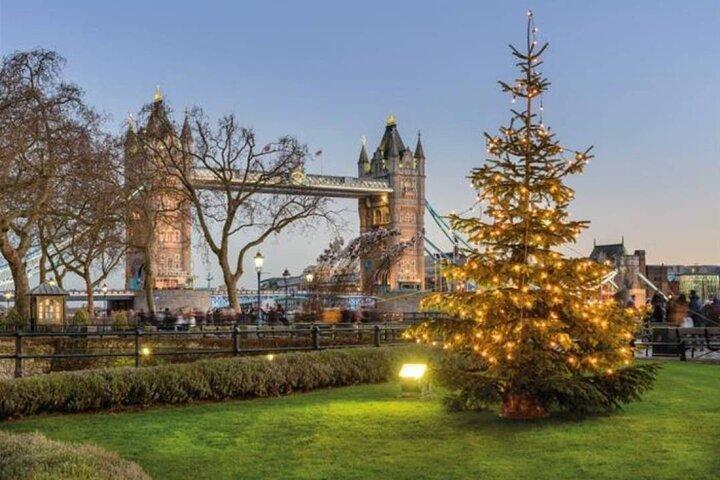 1-tägige Hop-on-Hop-off-Bustour zum Weihnachtstag in London