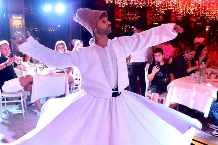 Istanbul Bosphorus Night Time Show And Dinner with Soft Drinks
