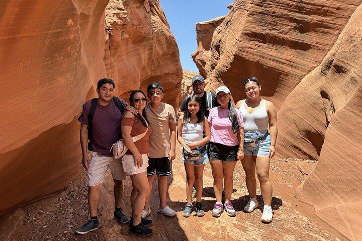Page : Hogan Upper Antelope Canyon Tour