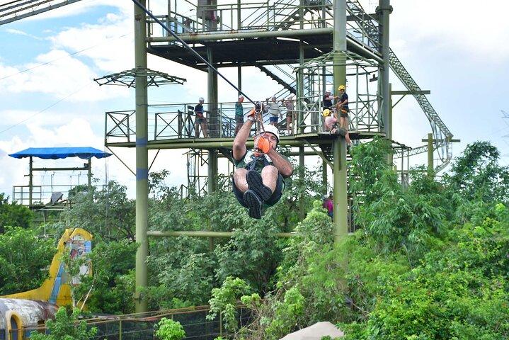 Aventura en Tirolesas, ATVs y Cenote en Selvatica desde Cancún