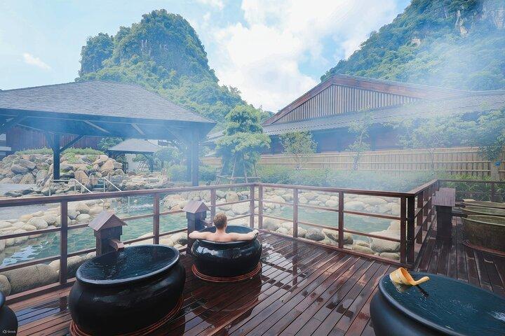 Hot Springs, cavernas escondidas e lendas em Halong