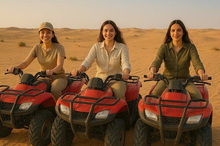 Evening Desert Safari com quad bike, jantar de churrasco e shows ao vivo