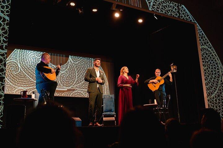 Fado in Chiado - リスボンで17年間にわたるライブショーをステージで
