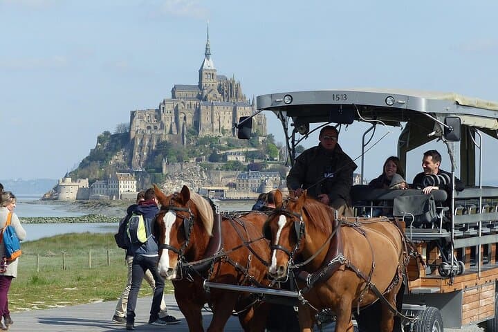 Mont Saint Michel Guided Day Trips From Paris with Transport