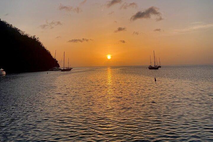 Piton Party Sunset Cruise naar Sugar Beach