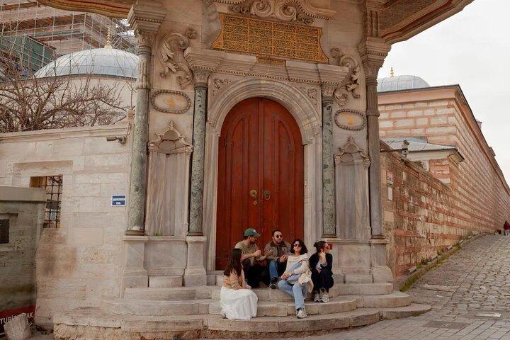 Istanbul Private Old Town and Shopping Tour in Grand Bazaar