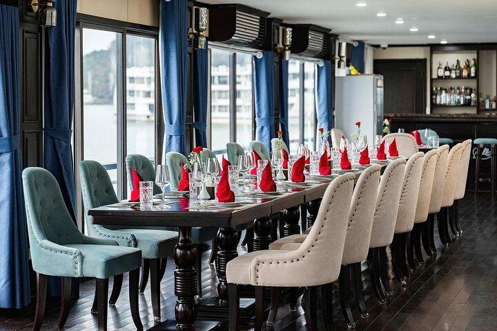 Hanoi : Aqua Elegance 2 - Dag Ha Long Bay lyxkryssning upplevelse