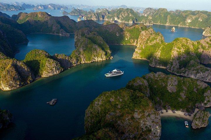 Cruzeiro de Ha Long Bay e Lan Ha Bay
