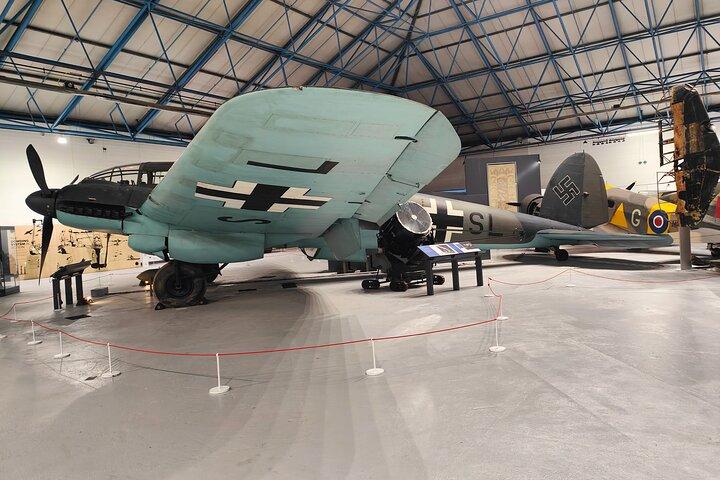 RAF航空機ロンドン博物館WW2プライベートカーホテル送迎