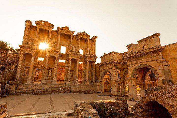 Best Turkey 8-Day Tour: Istanbul, Cappadocia, Pamukkale, Ephesus