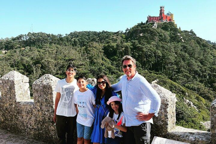 Visite privée d'une demi-journée à Sintra (palais de Pena et château maure)
