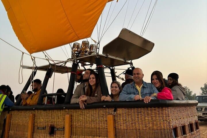 Hot Air Balloon Ride Dubai with Return Transfers and Refreshments