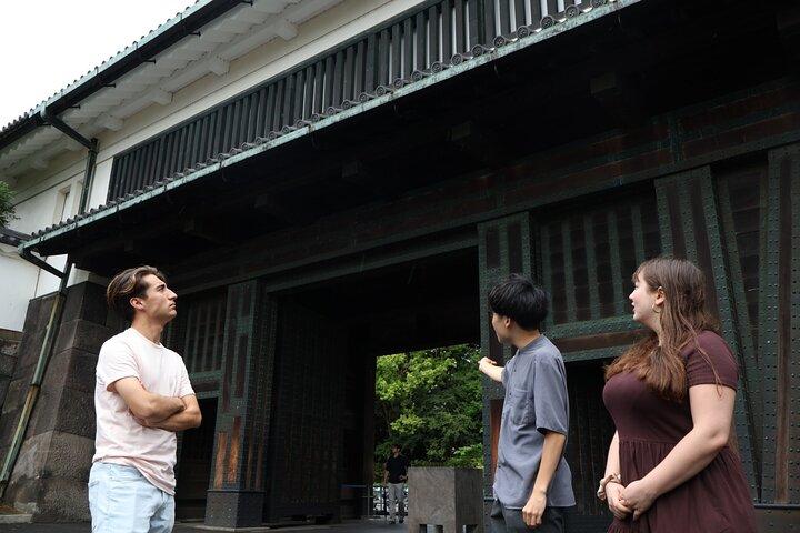 Tóquio: Private Imperial Palace Historic Walking Tour