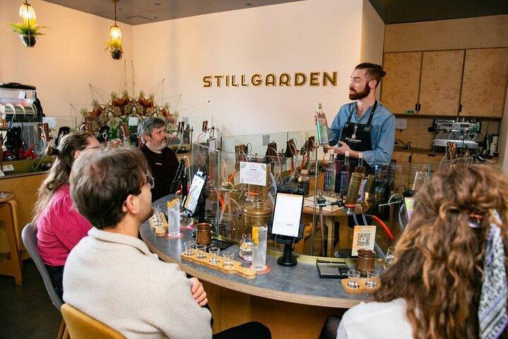 Gin School & Cocktail Masterclass in Dublin mit Essen